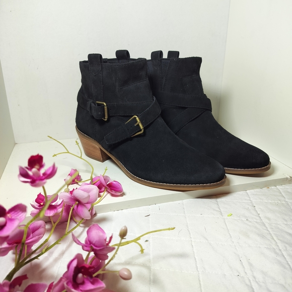 Cole Haan Shoes - Cole Haan Black Ankle Booties with Buckle